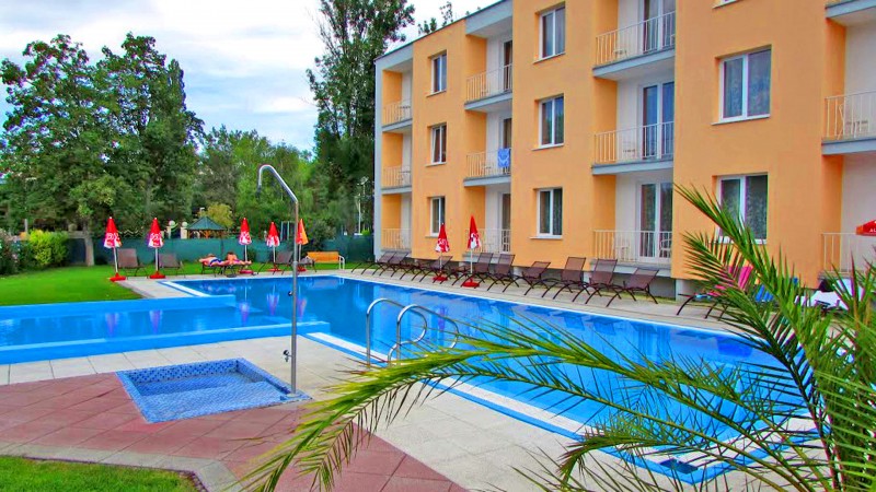 Hotel Korekt***
